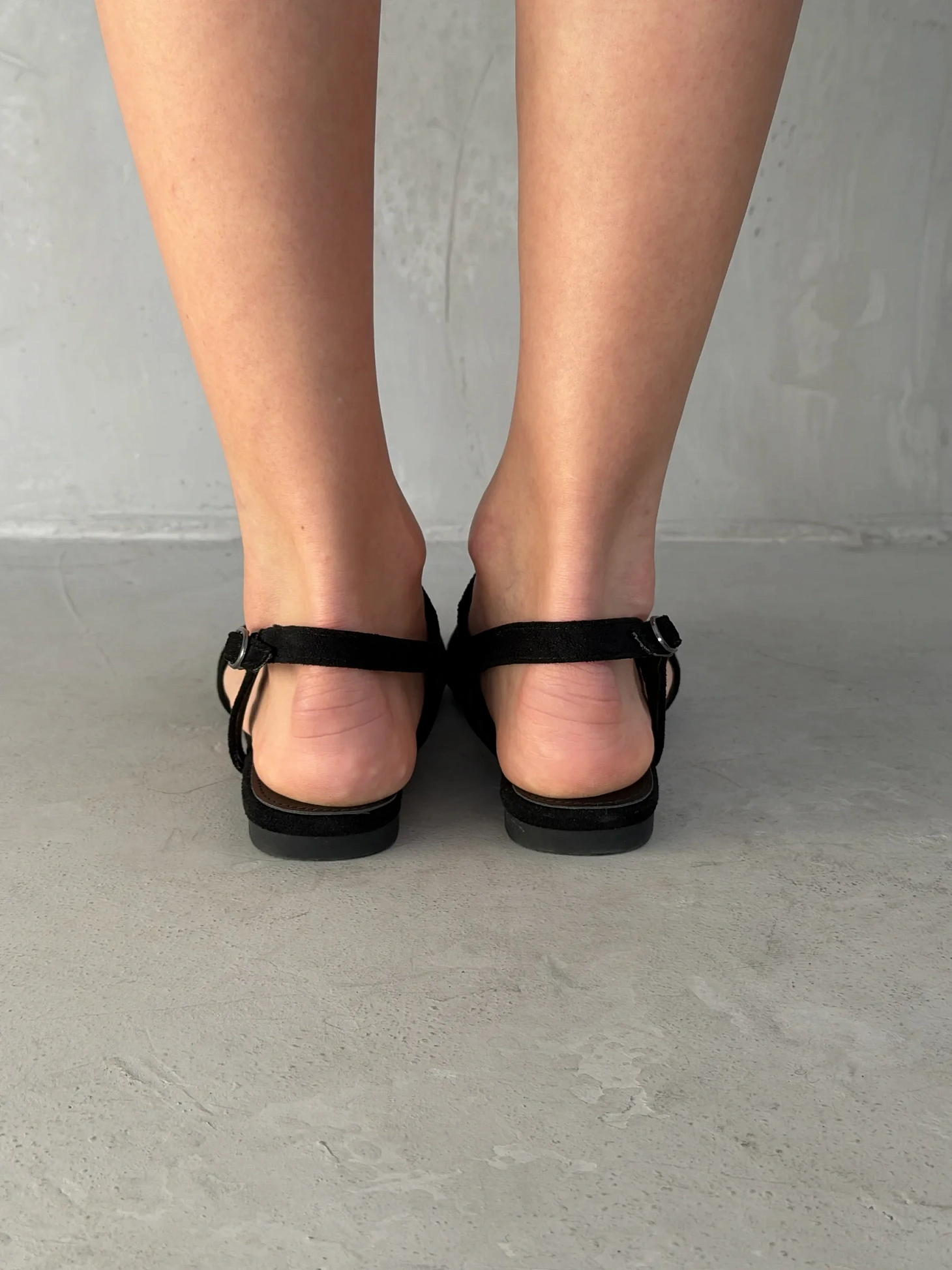 Летние босоножки женские с закрытым носом