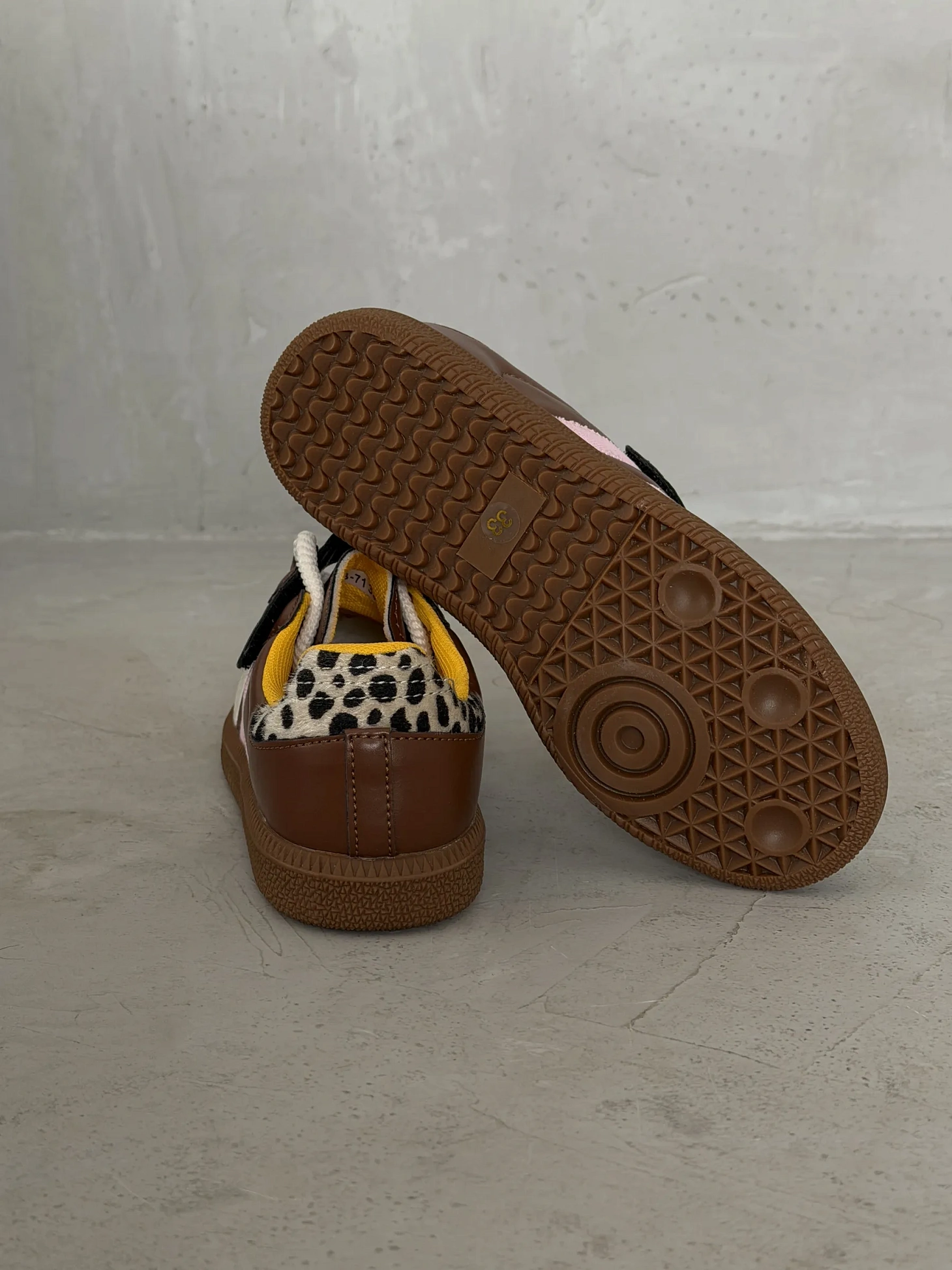 Демисезонные кроссовки детские на платформе