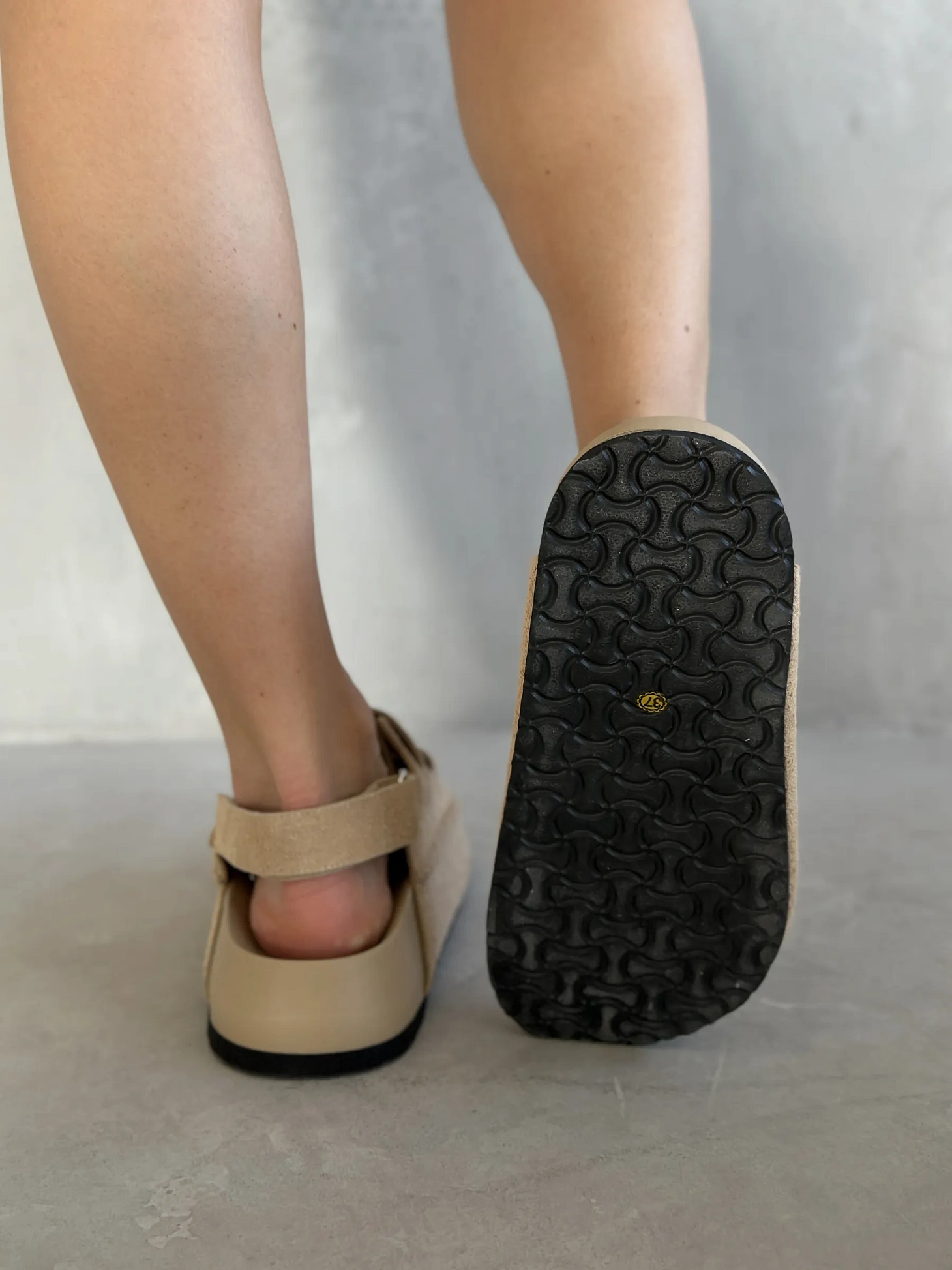 Летние босоножки женские на платформе