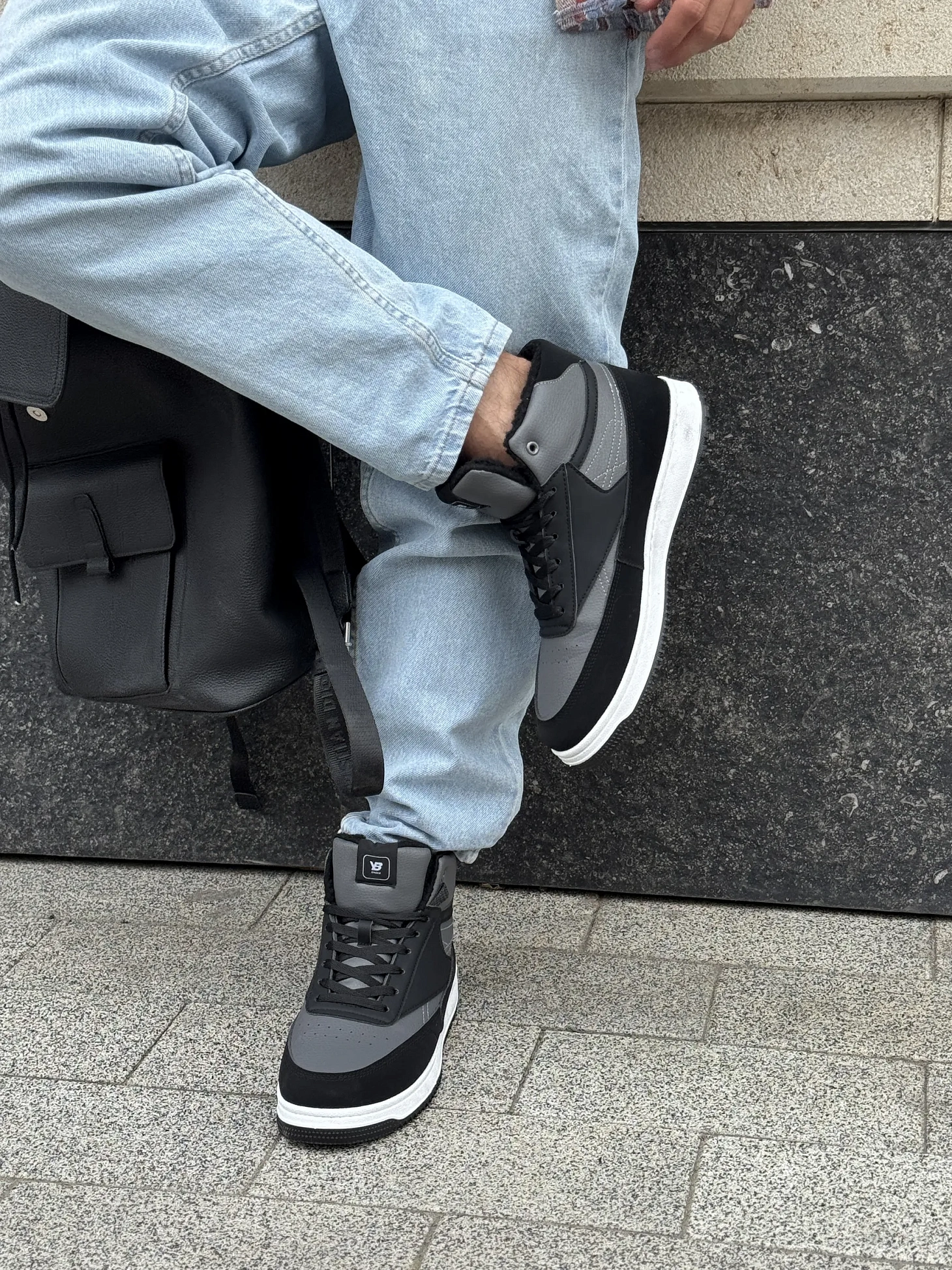 Зимние кроссовки утепленные высокие кеды