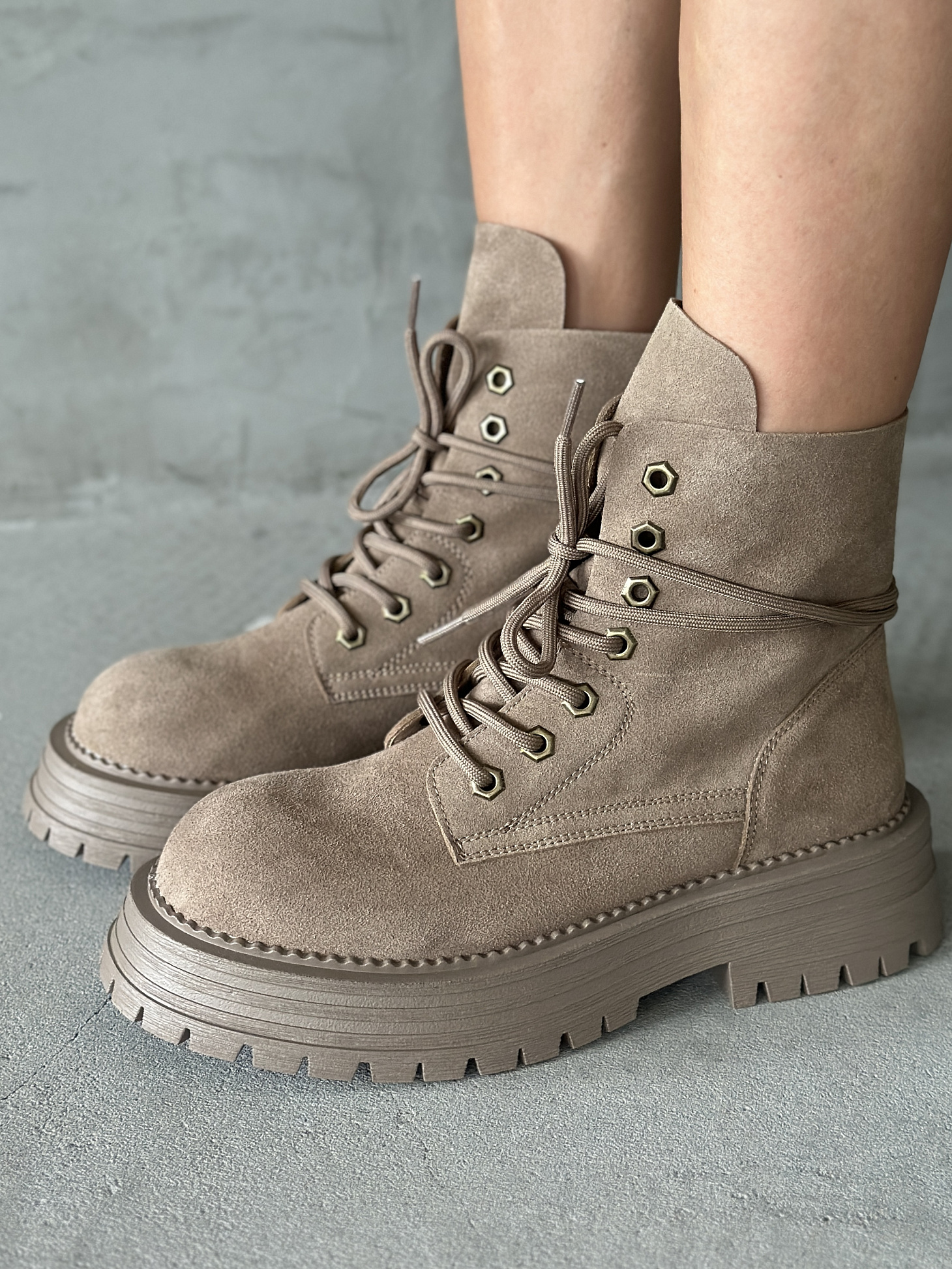 Ботинки женские натуральная замша