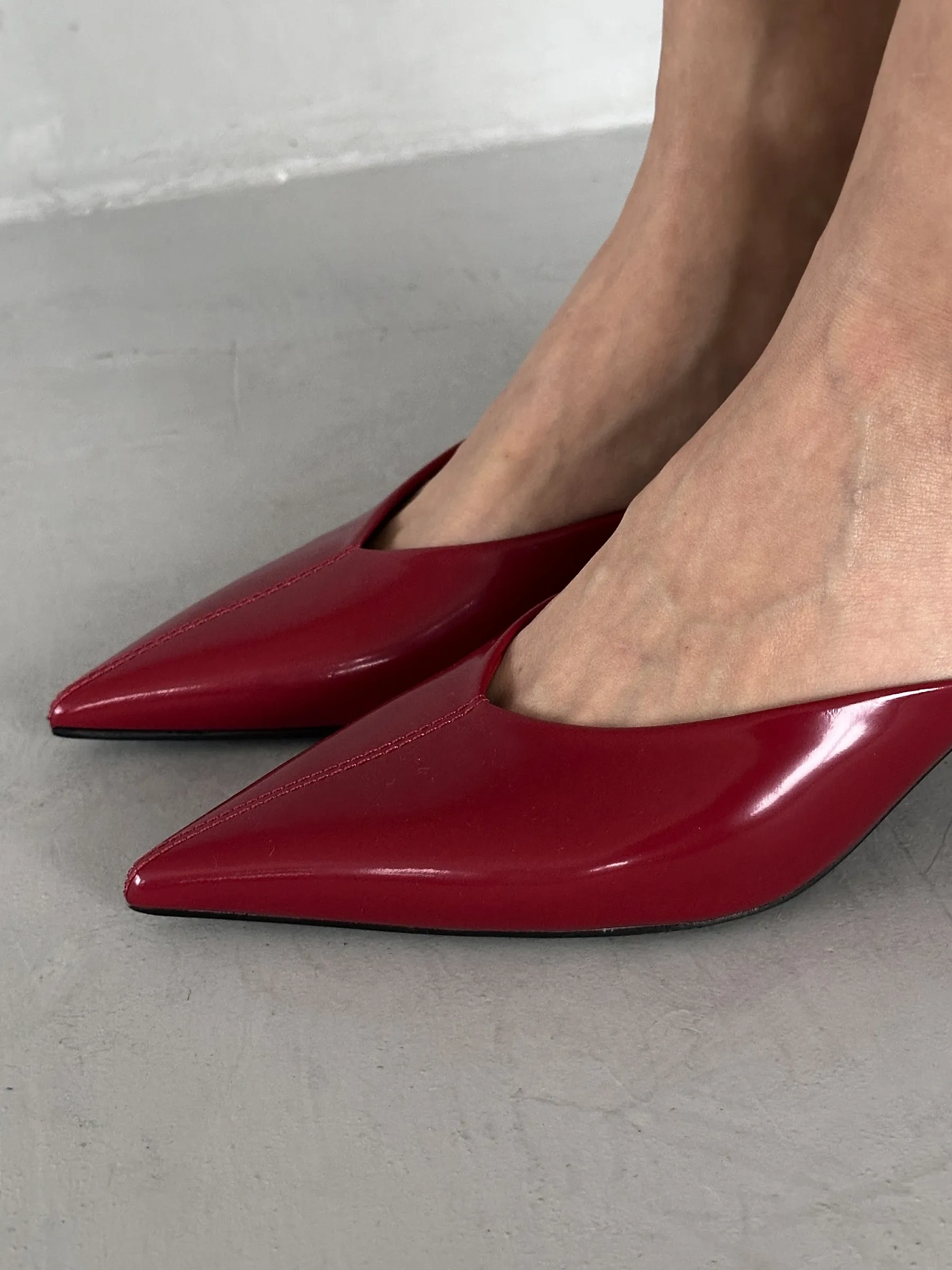 Туфли на низком каблуке мюли лодочки