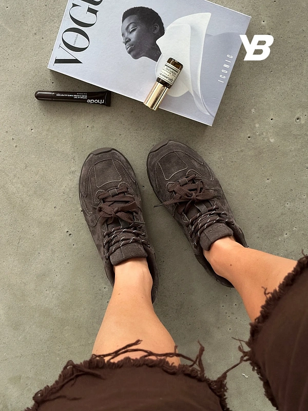 Кроссовки замшевые весна спортивные