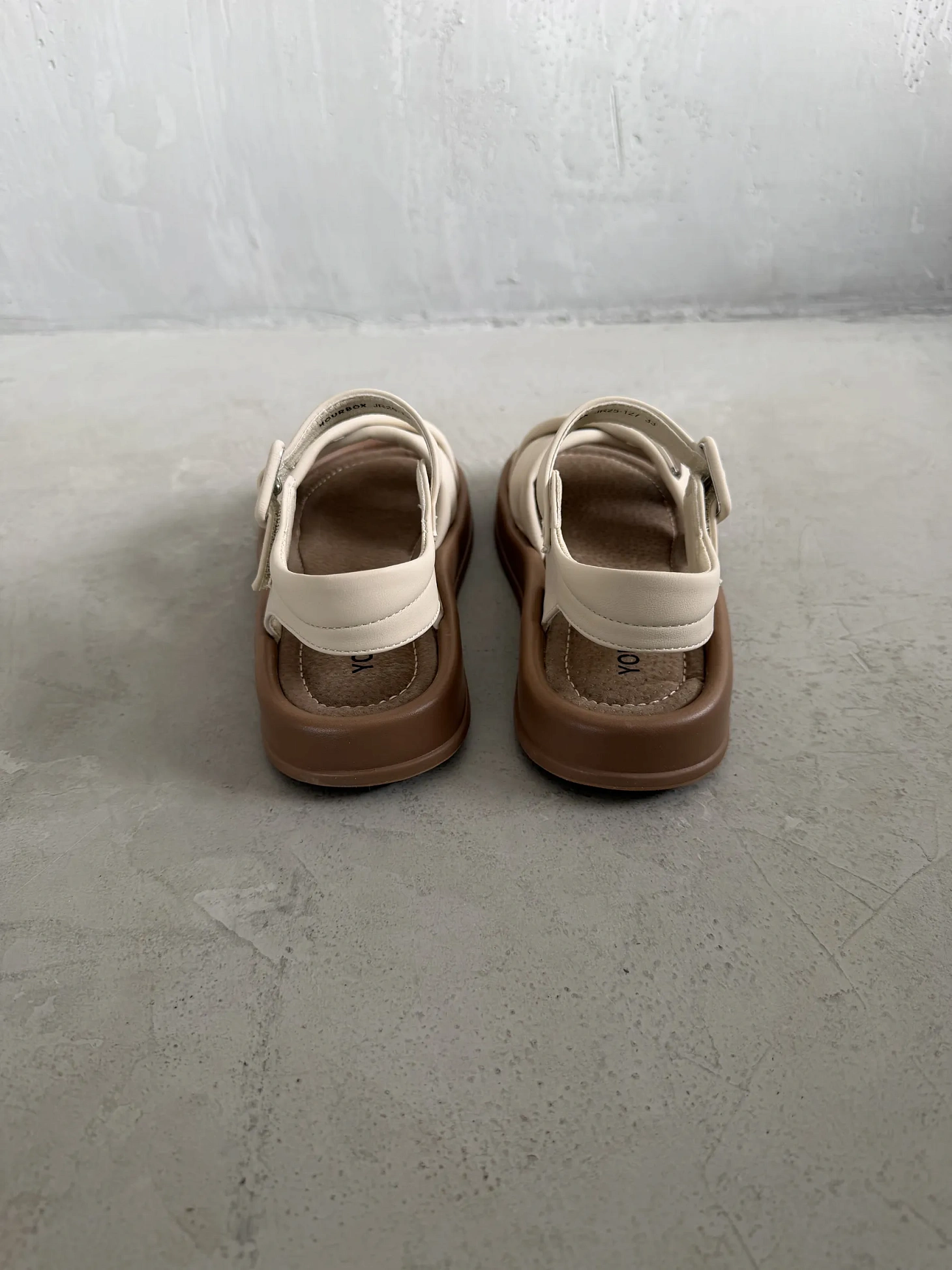 Летние босоножки на платформе