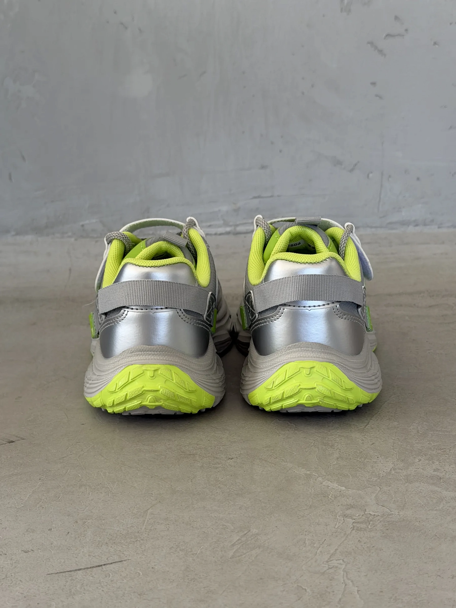 Демисезонные кроссовки детские на платформе