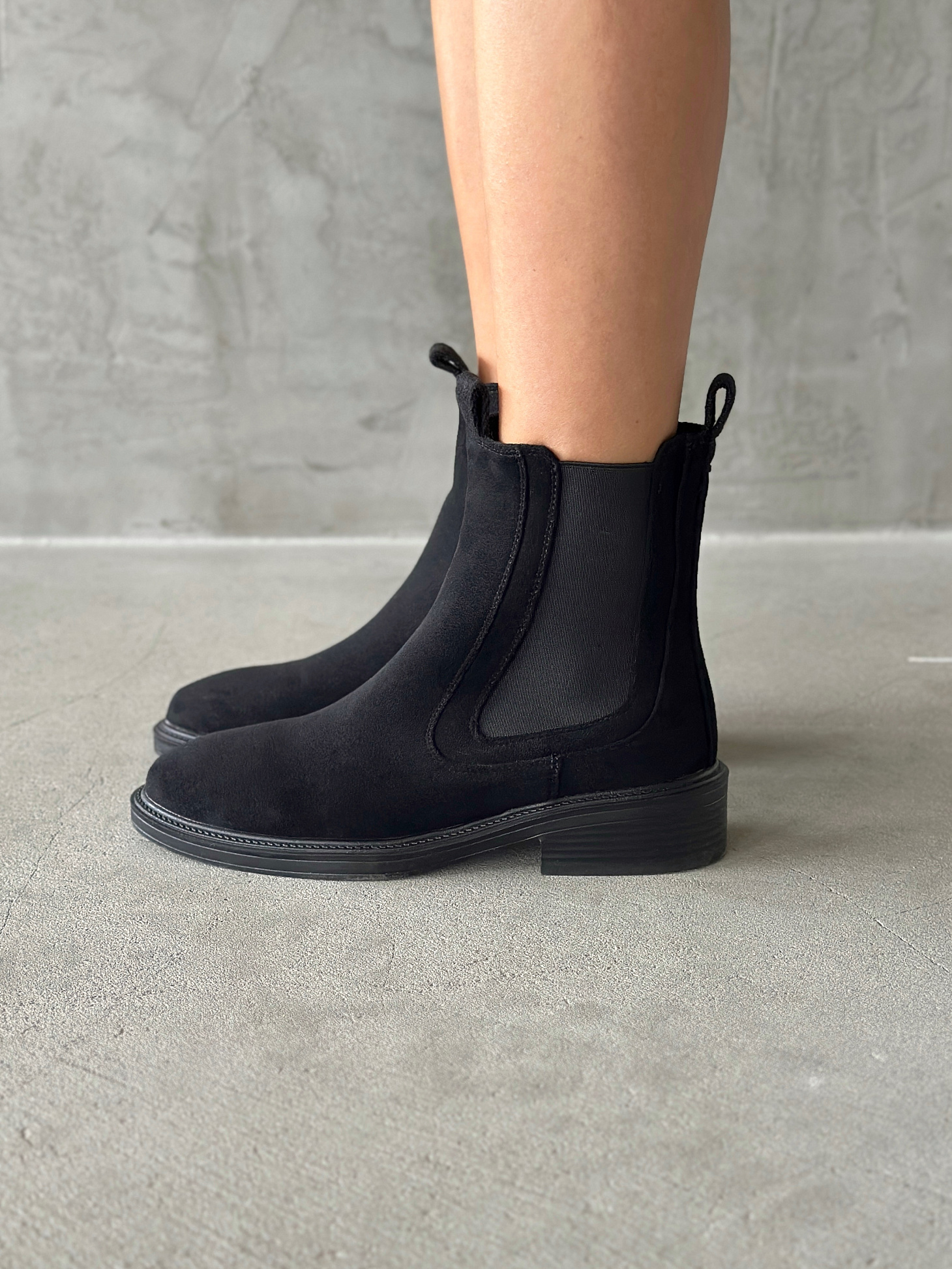 Ботинки женские экозамша