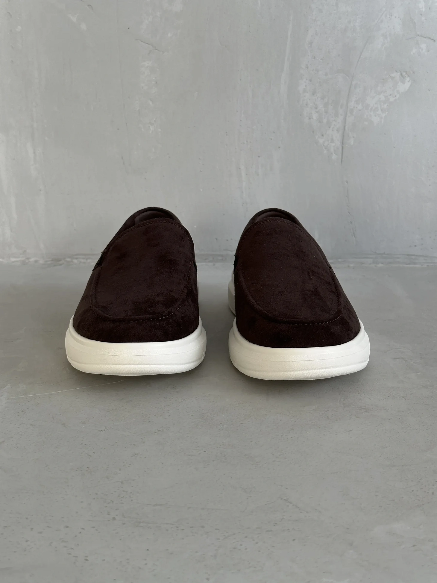 Замшевые лоферы мужские классические на платформе