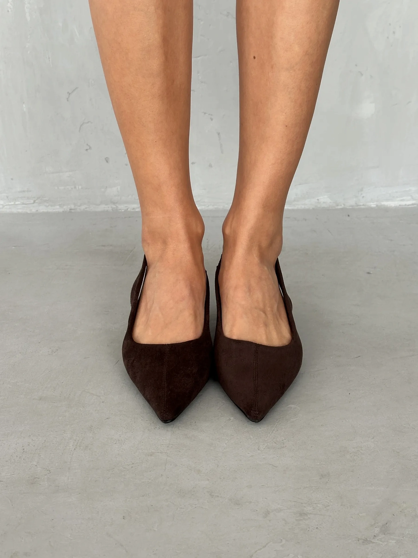 Туфли на каблуке с открытой пяткой лодочки