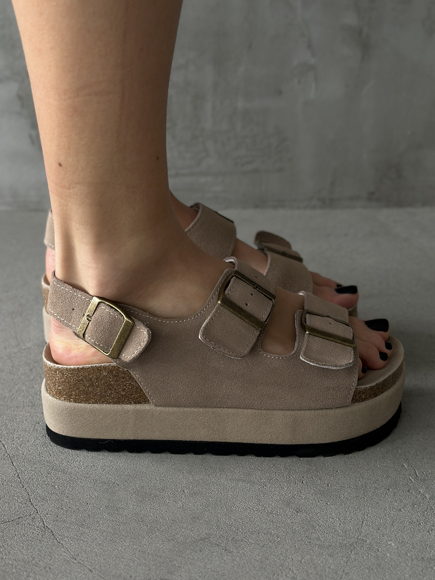 Босоножки женские натуральная замша