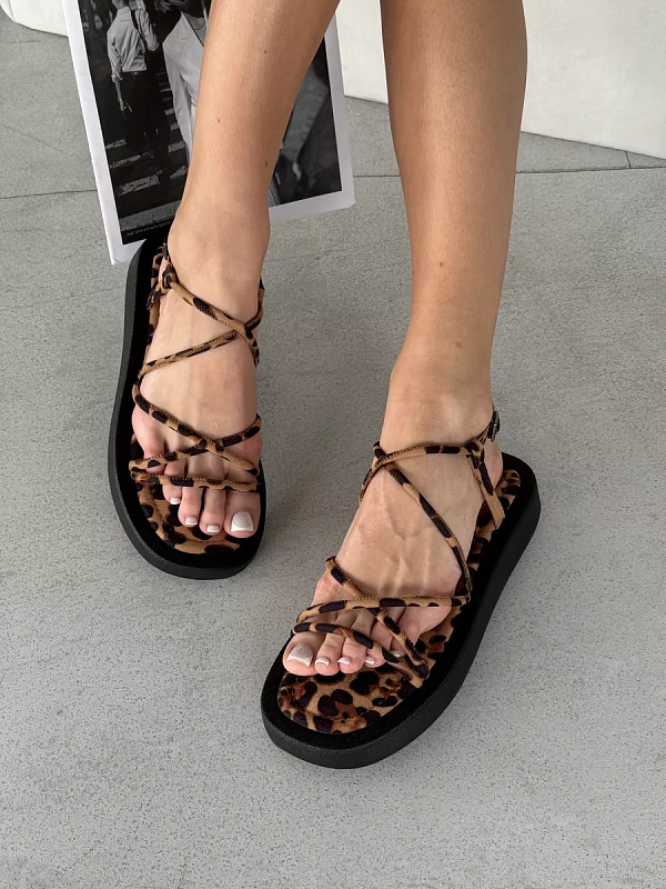 Босоножки женские экозамша