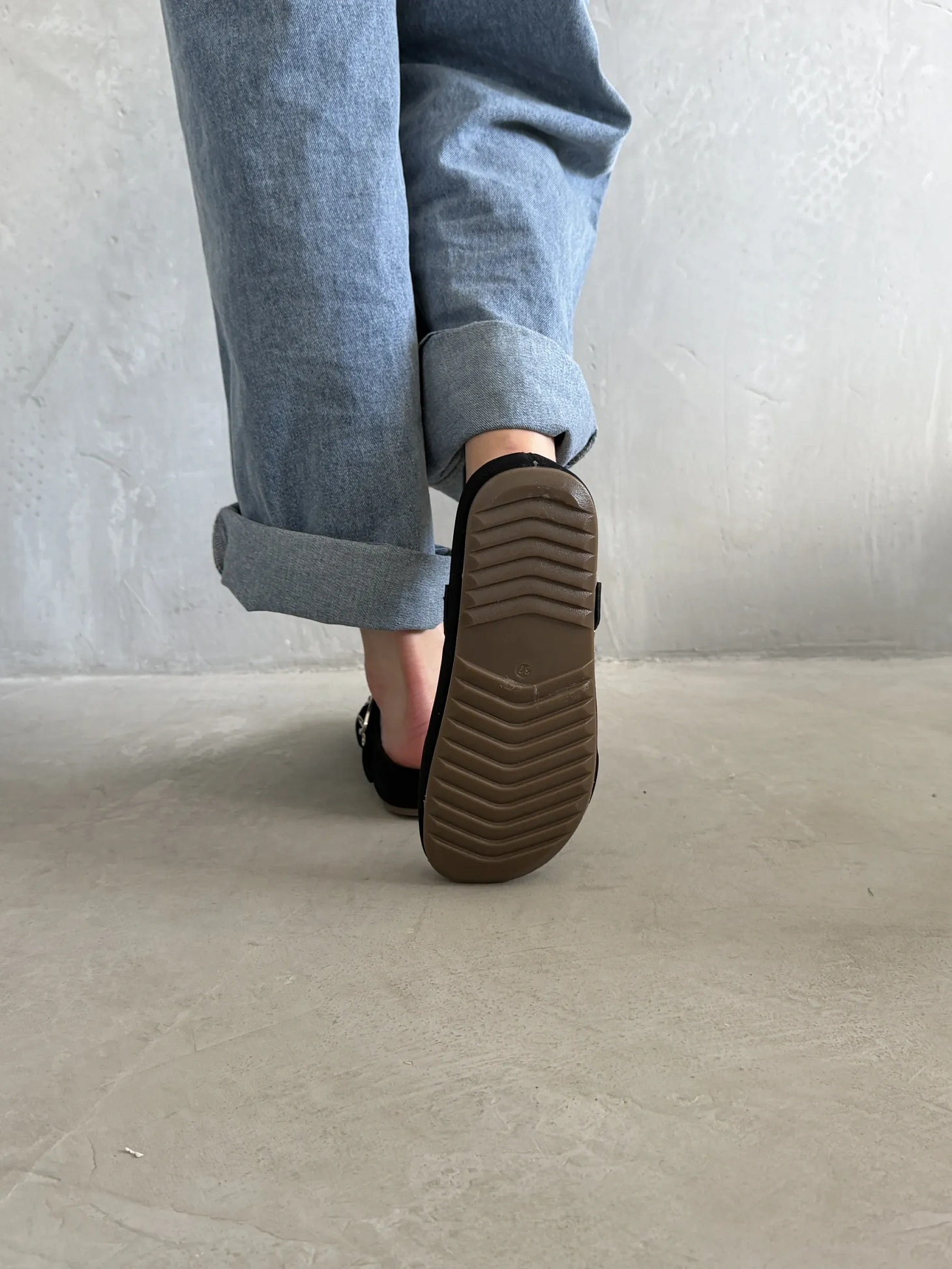 Летние сабо женские с закрытым носом