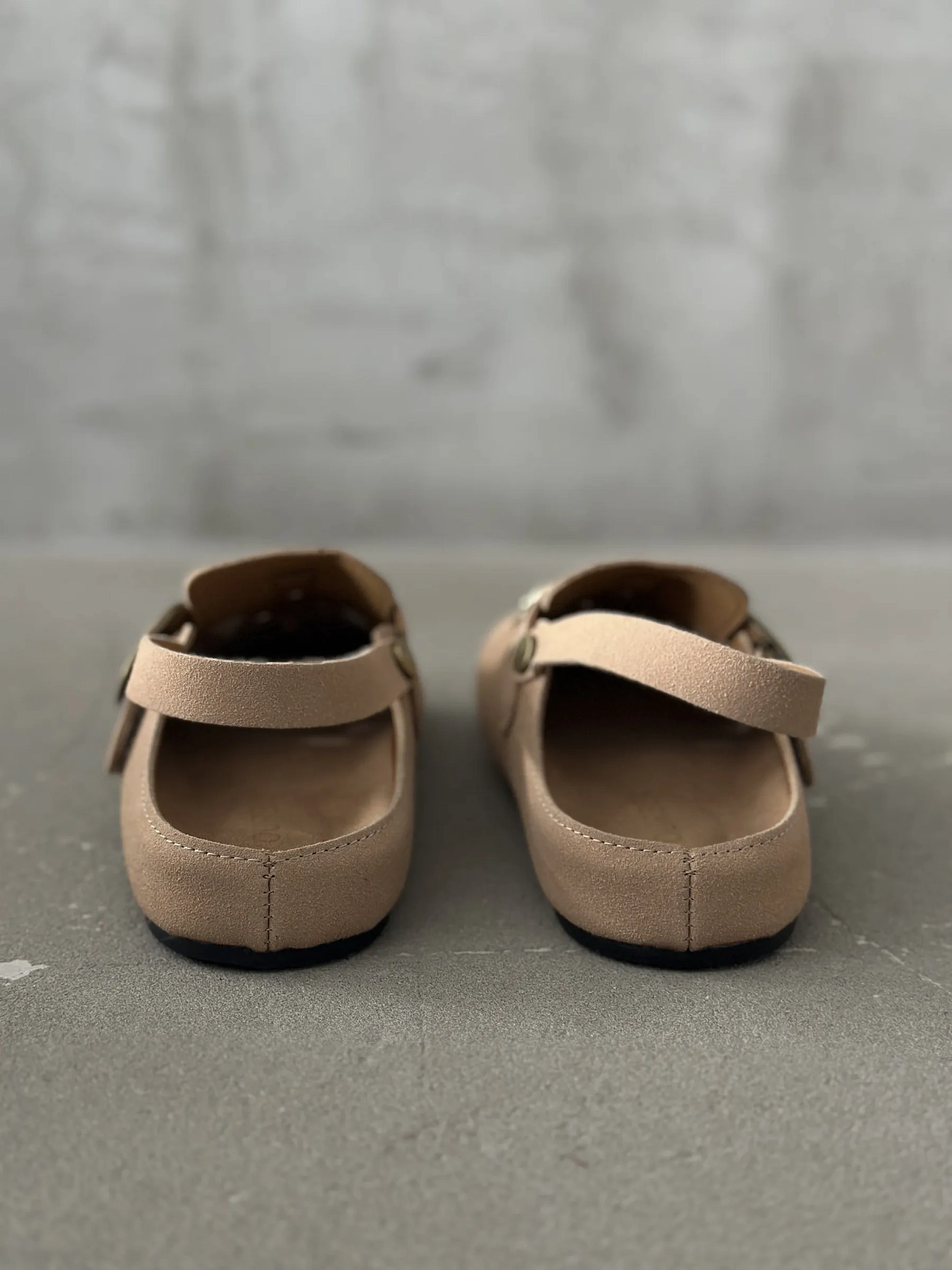 Летние сабо подростковые с закрытым носом