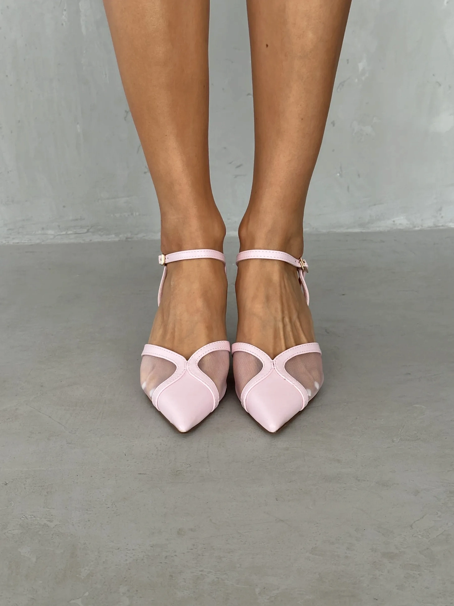 Туфли женские на каблуке с открытой пяткой вечерние