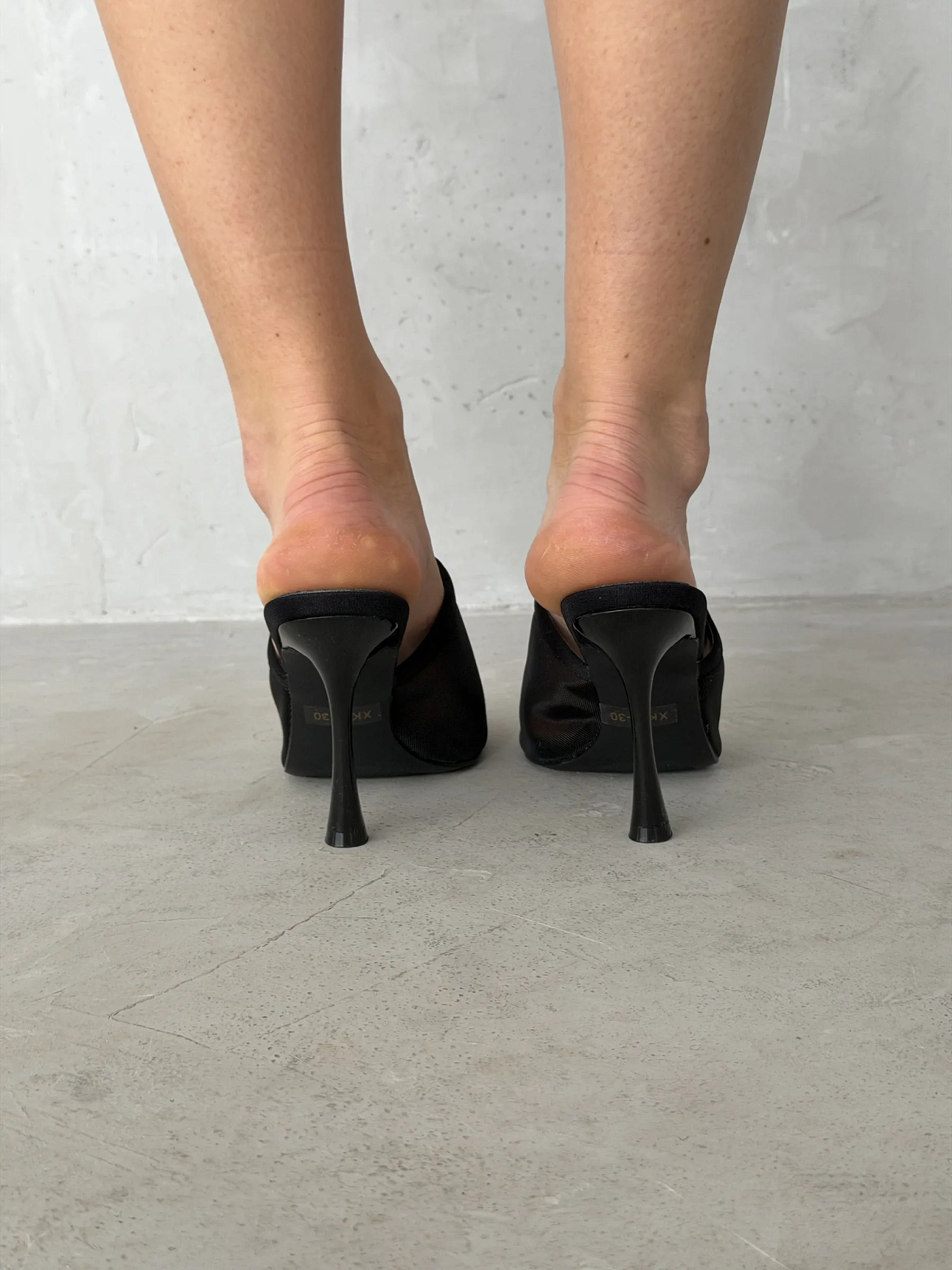 Летние босоножки женские на высоком каблуке