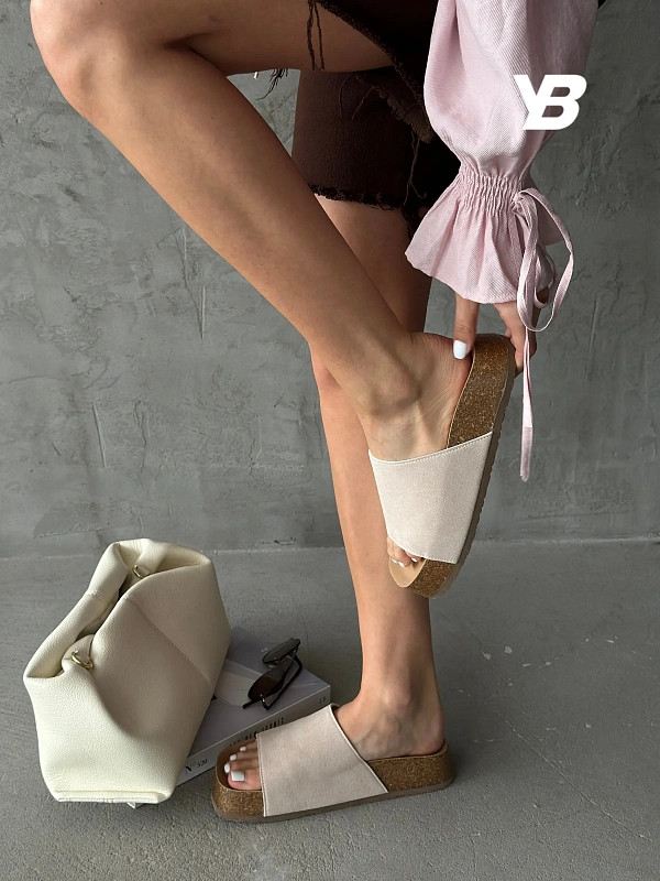 Летние босоножки на платформе шлепки