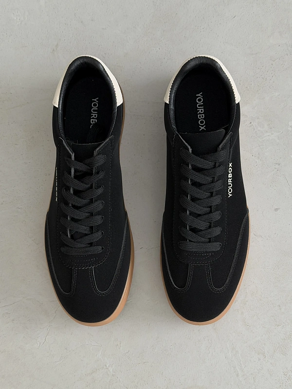 Демисезонные кроссовки высокие кеды