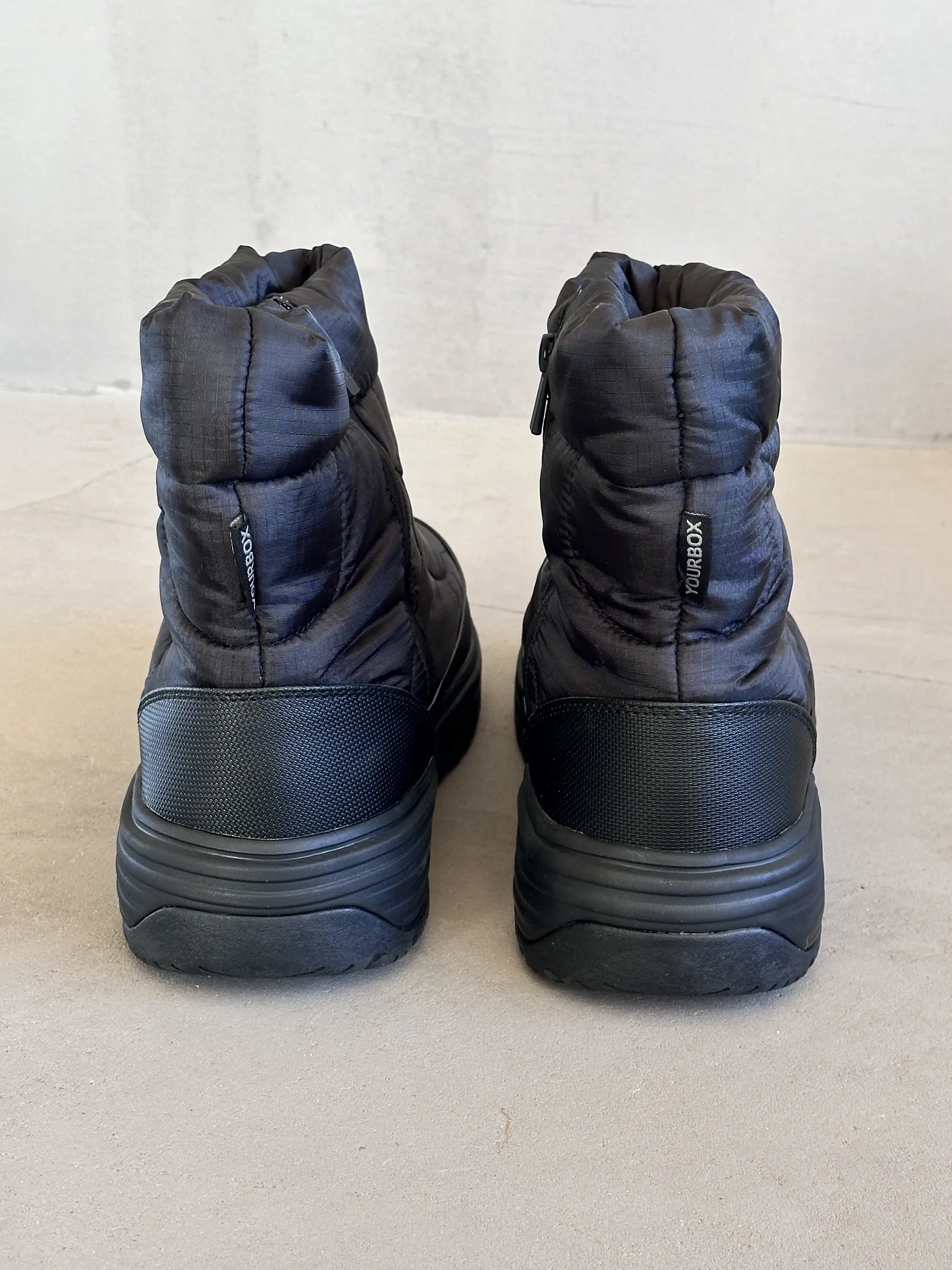 Дутики мужские зимние непромокаемые короткие