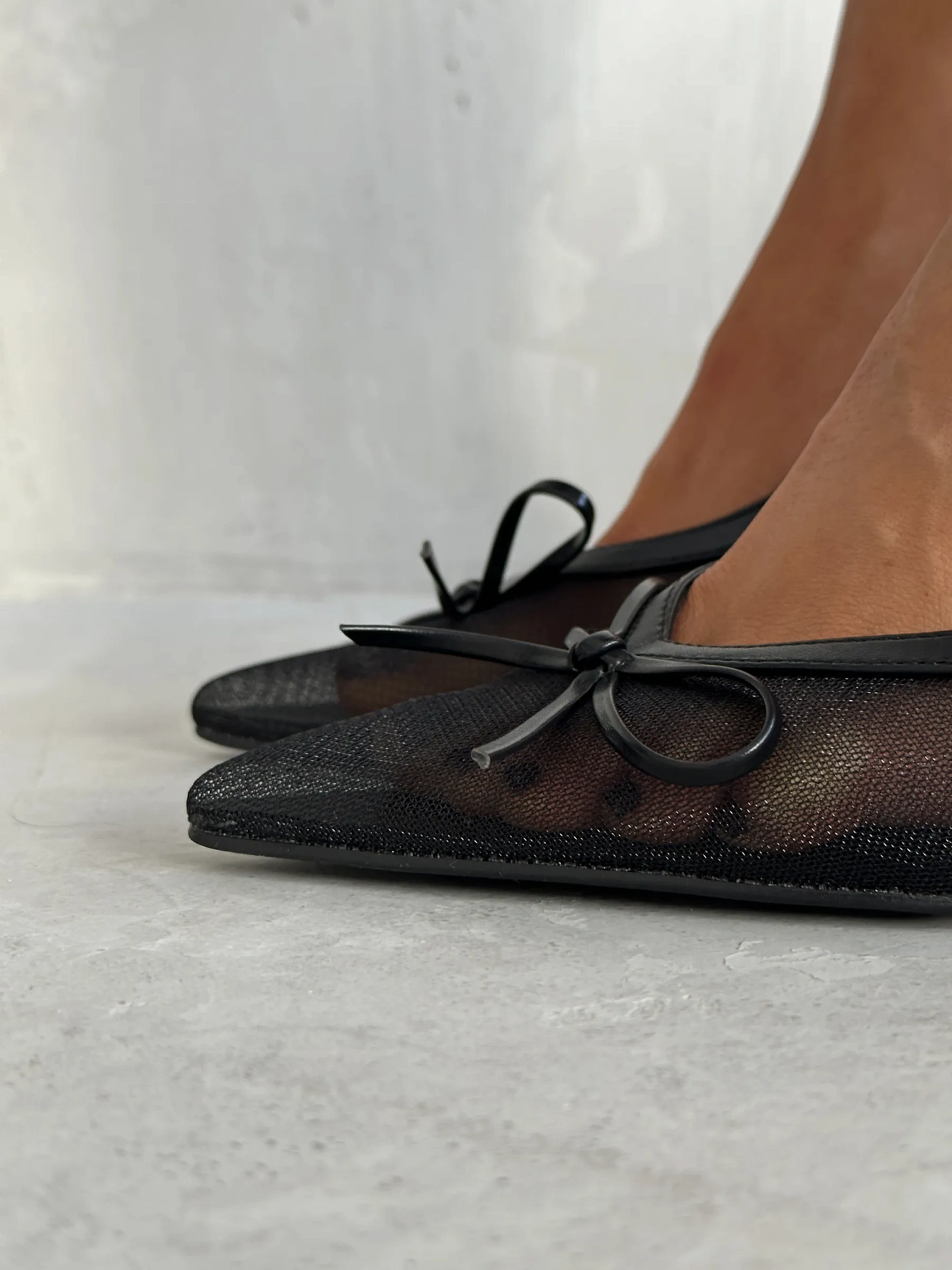 Туфли на каблуке с открытой пяткой лодочки