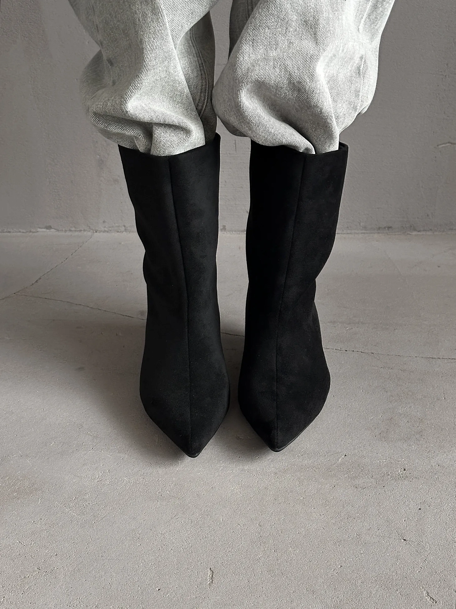 Ботильоны женские демисезонные на каблуке с острым носом