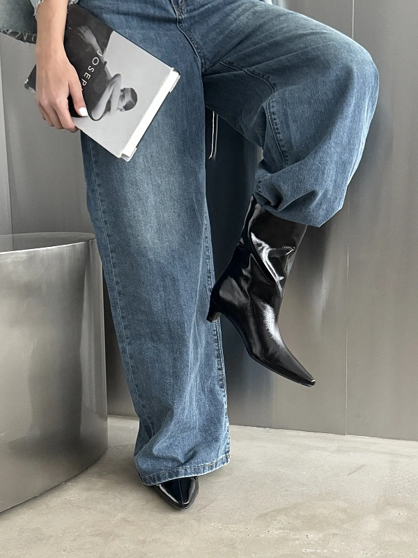 Ботильоны демисезонные на каблуке с острым носом