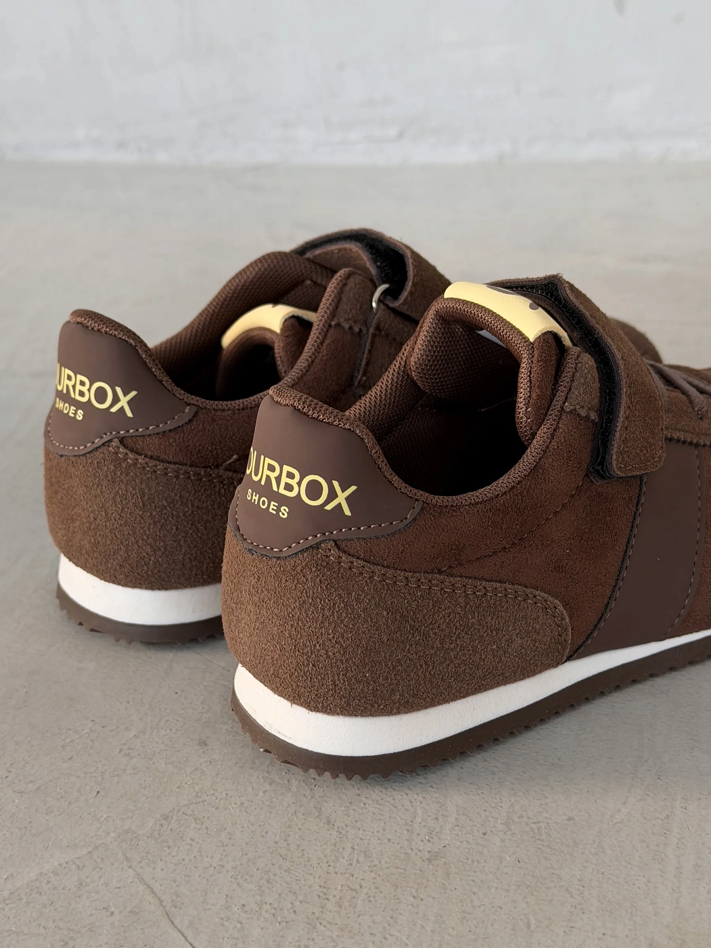 Кроссовки демисезонные на липучке