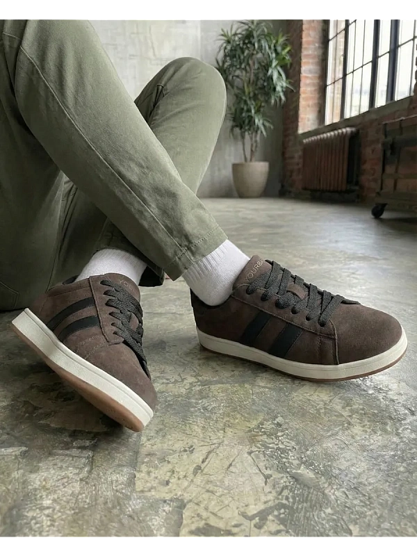 Демисезонные кроссовки спортивные