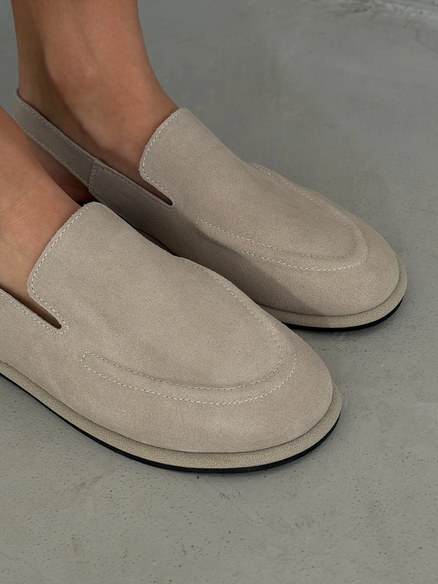 Летние босоножки на тонкой подошве мюли