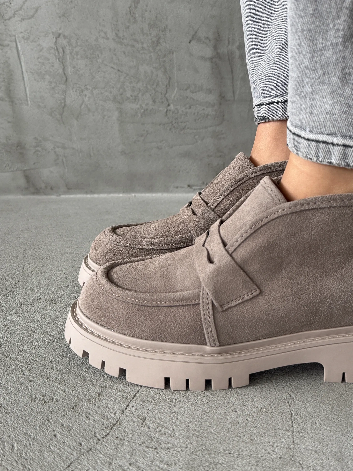 Ботинки женские натуральная замша