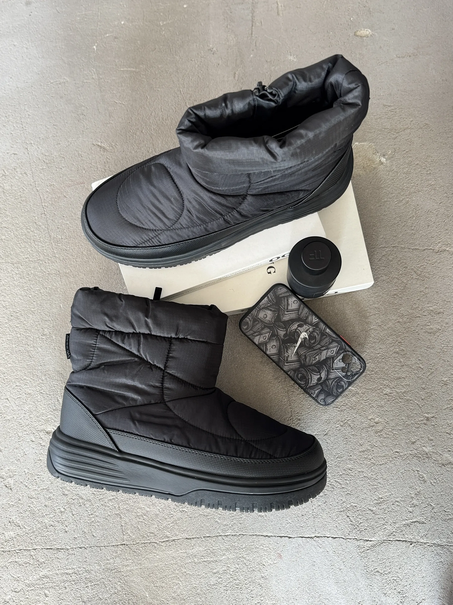 Дутики мужские зимние непромокаемые короткие