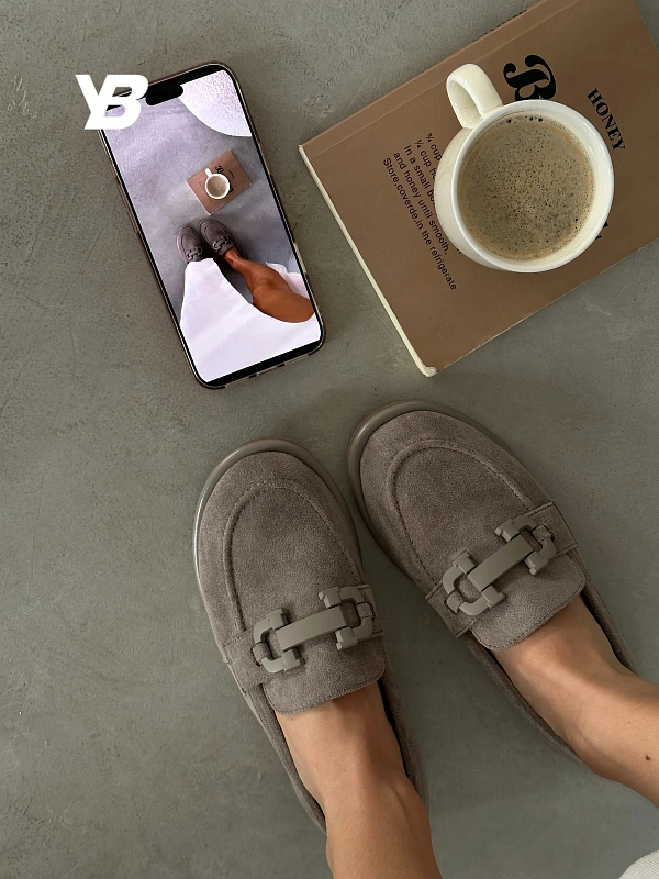 Лоферы женские серые летние