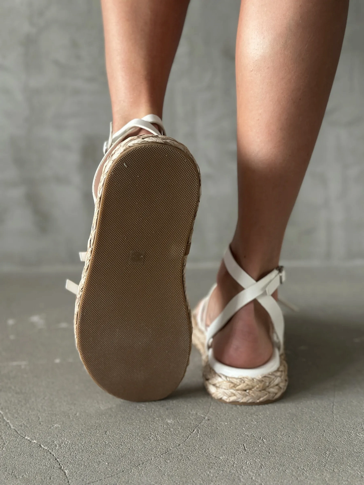 Летние босоножки женские на платформе