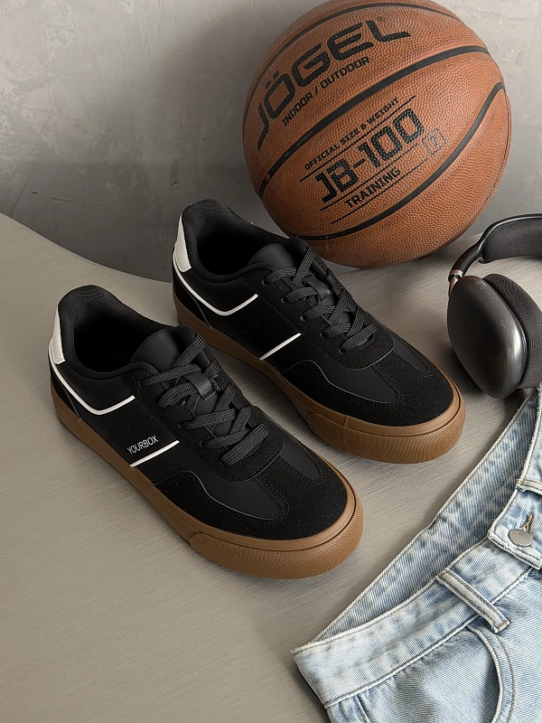 Демисезонные кроссовки высокие кеды