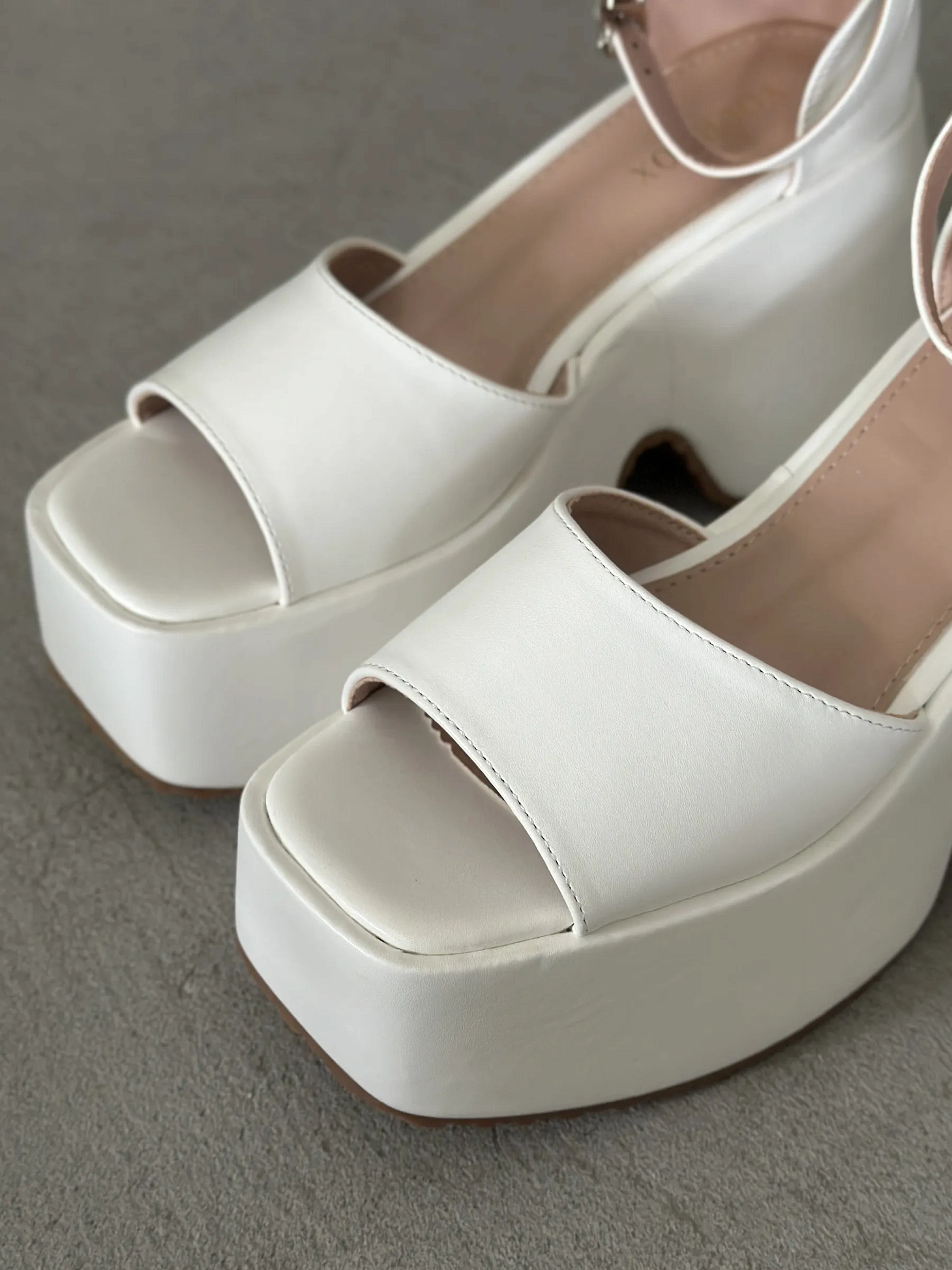 Босоножки женские экокожа