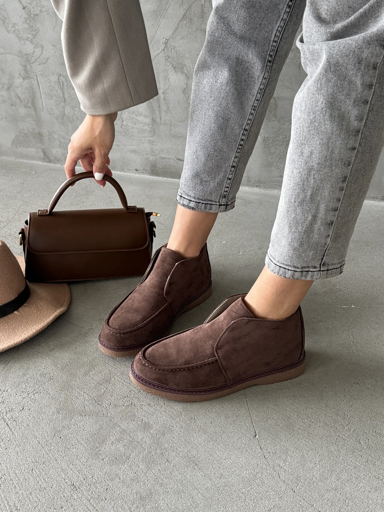 Ботинки женские экозамша