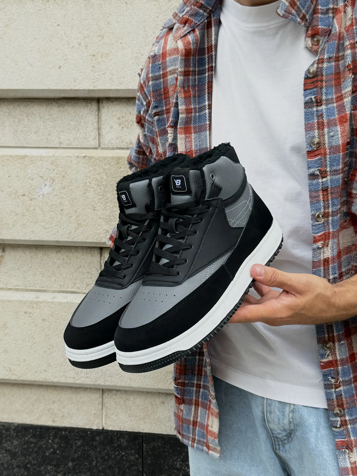 Зимние кроссовки утепленные высокие кеды