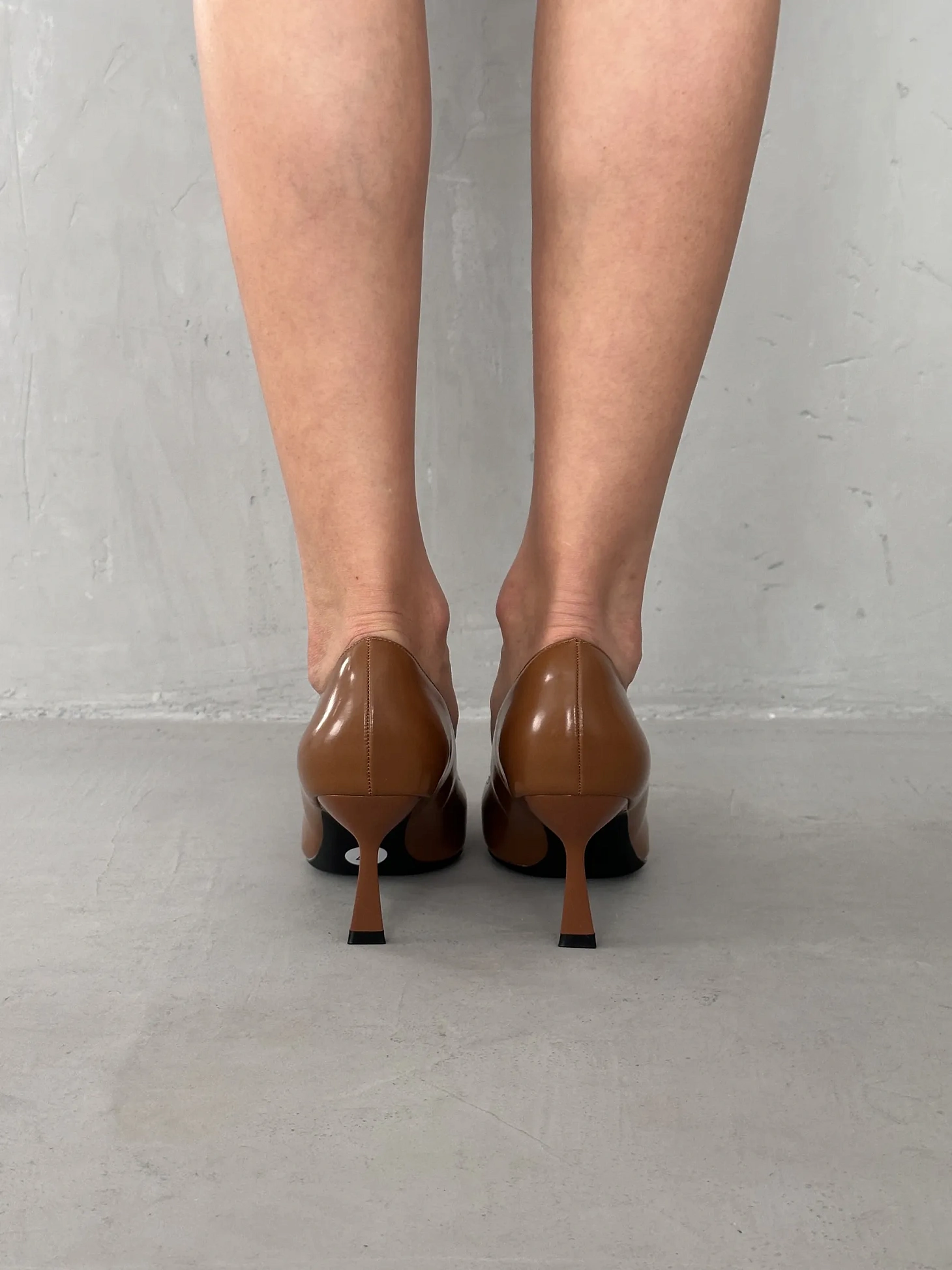 Туфли женские на каблуке лодочки