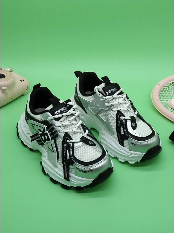 Демисезонные кроссовки детские на платформе