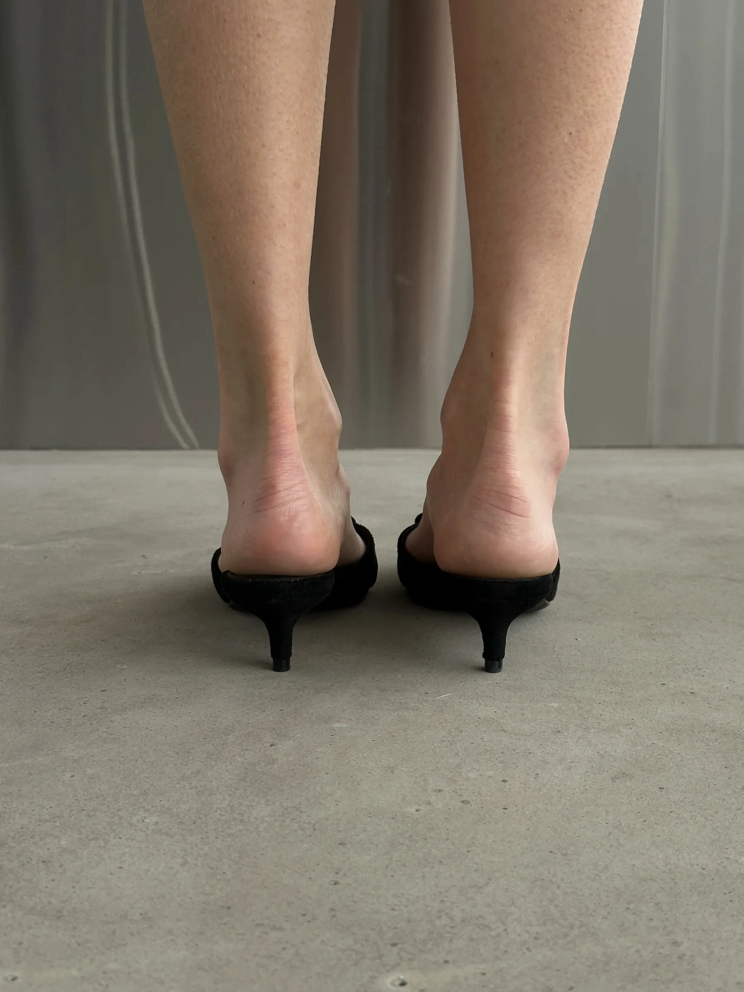 Туфли на низком каблуке мюли лодочки