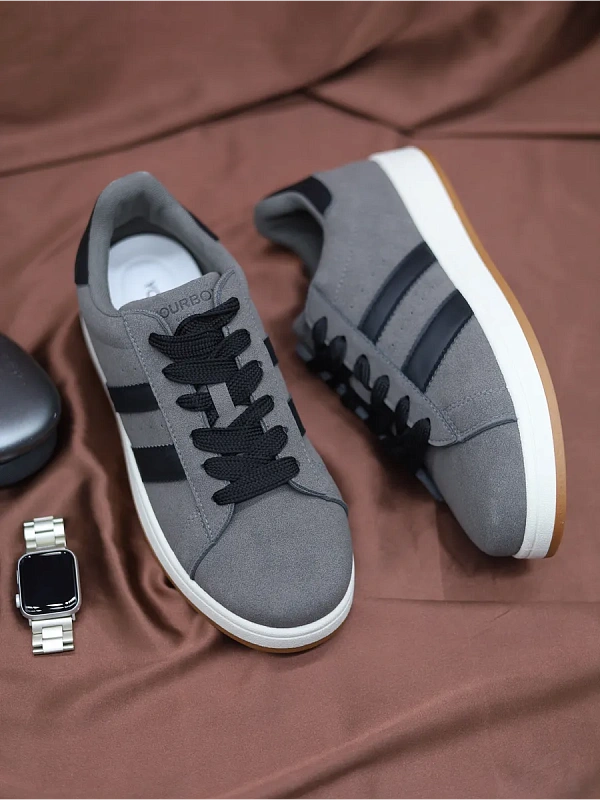 Демисезонные кроссовки спортивные