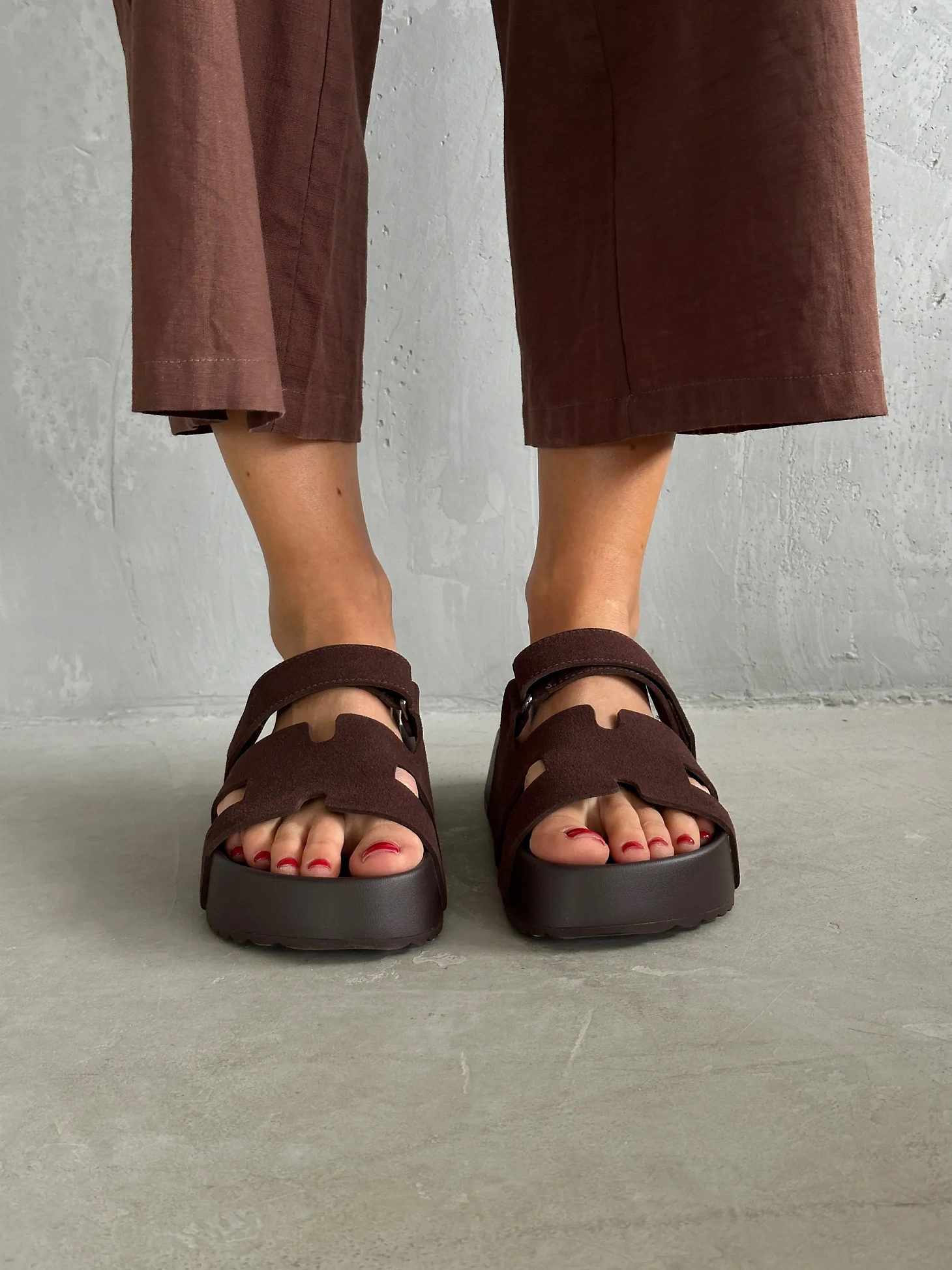 Летние босоножки женские на платформе