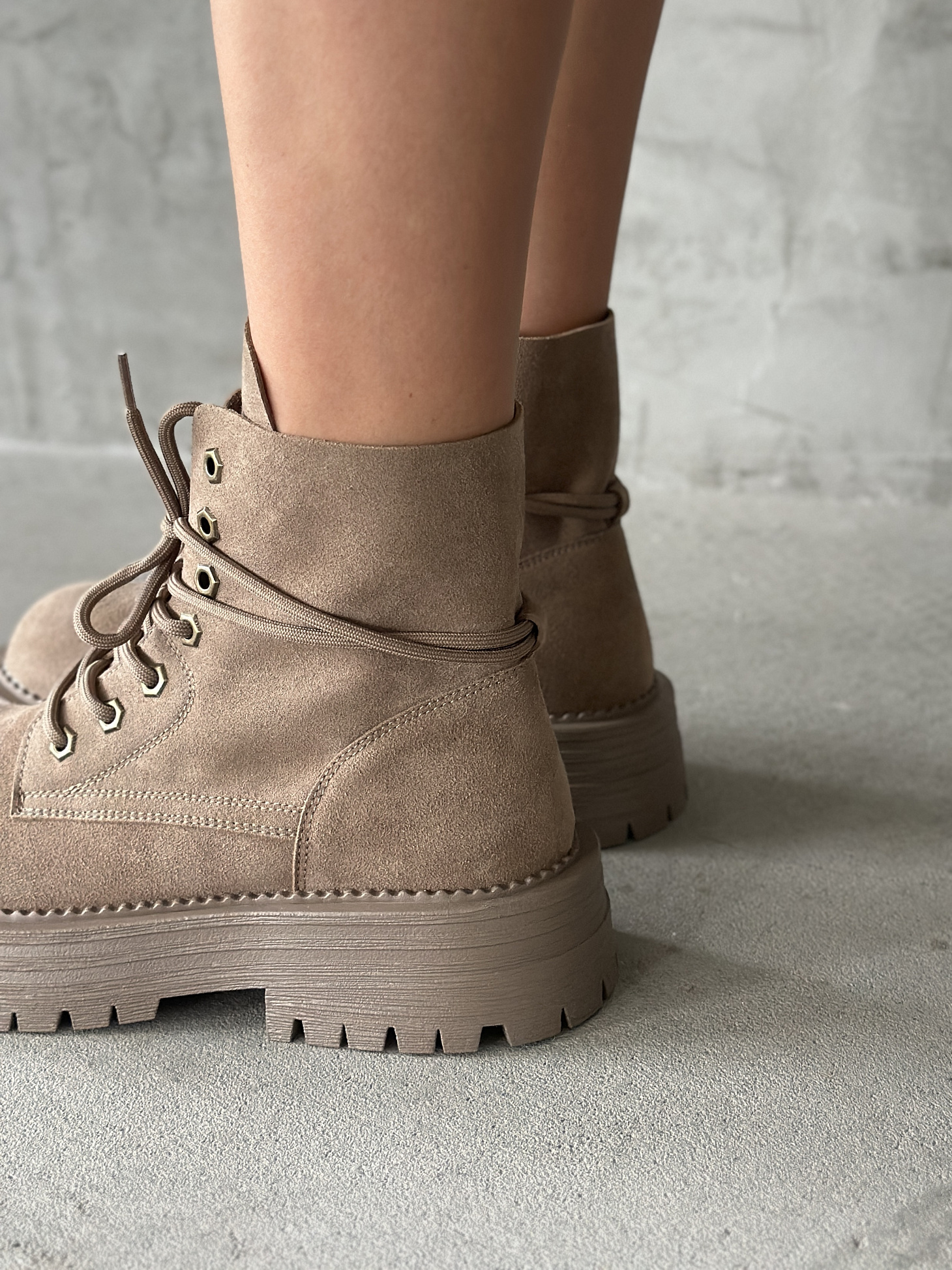 Ботинки женские натуральная замша