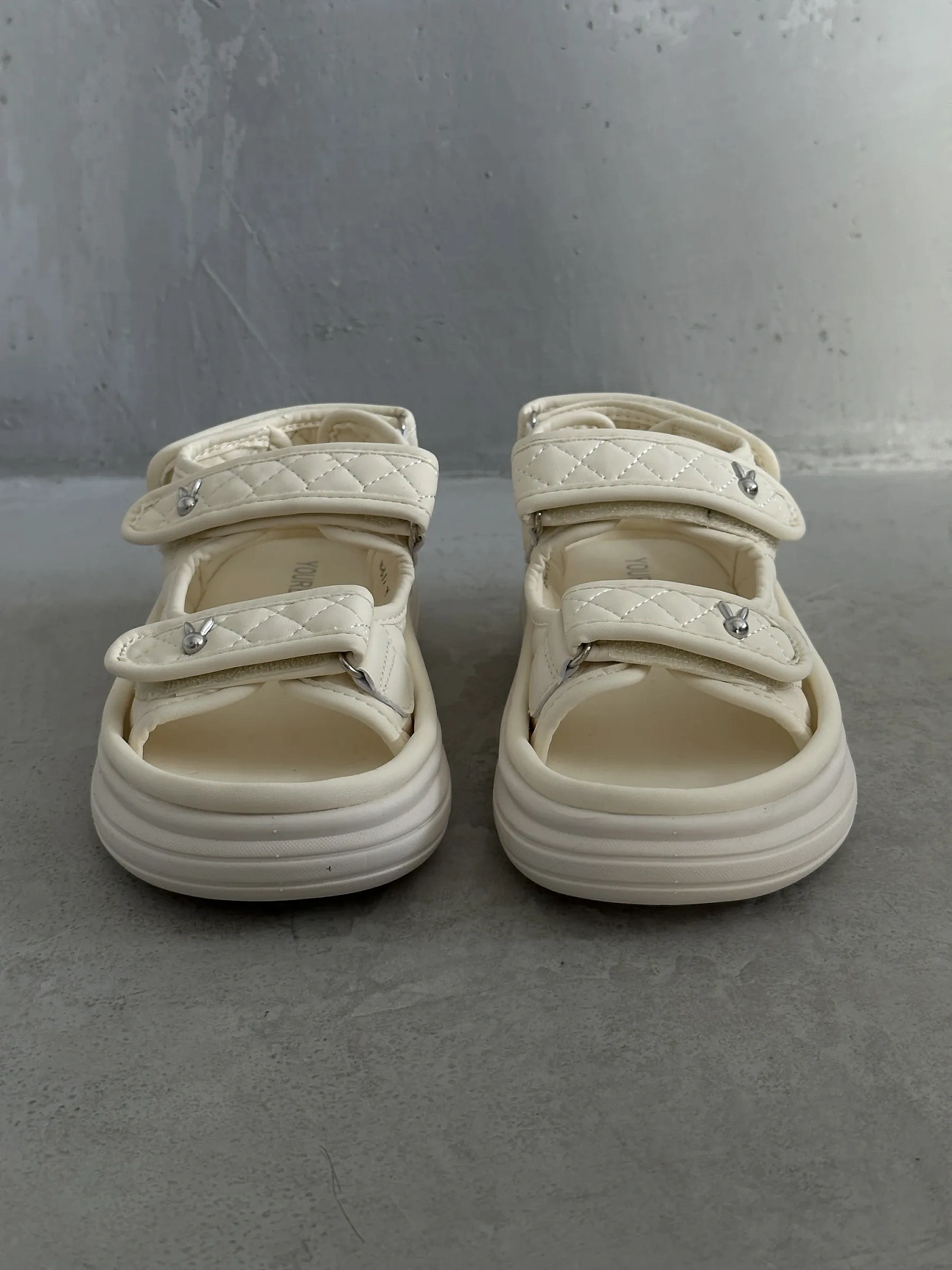 Летние босоножки на платформе