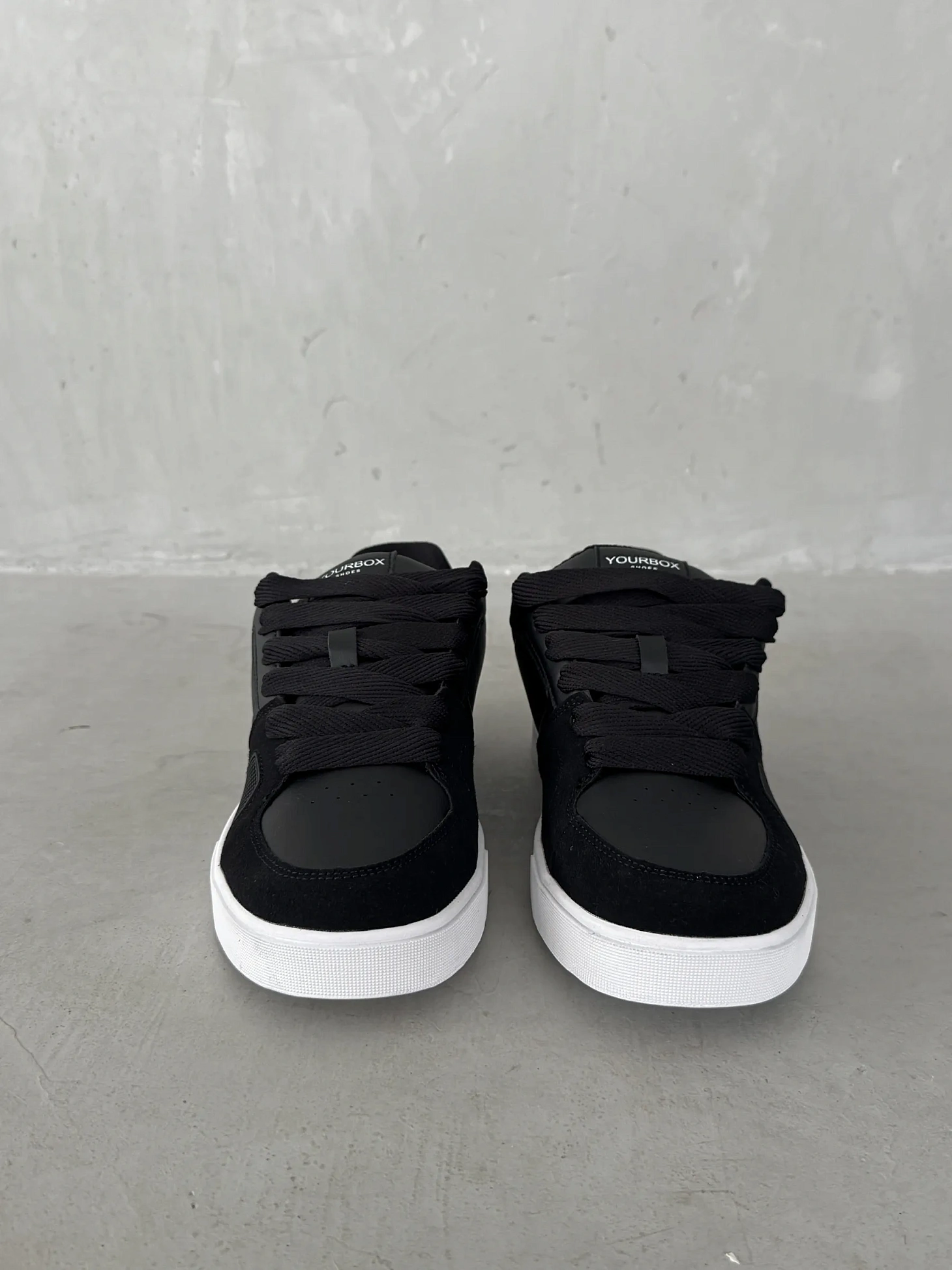 Демисезонные кроссовки высокие кеды