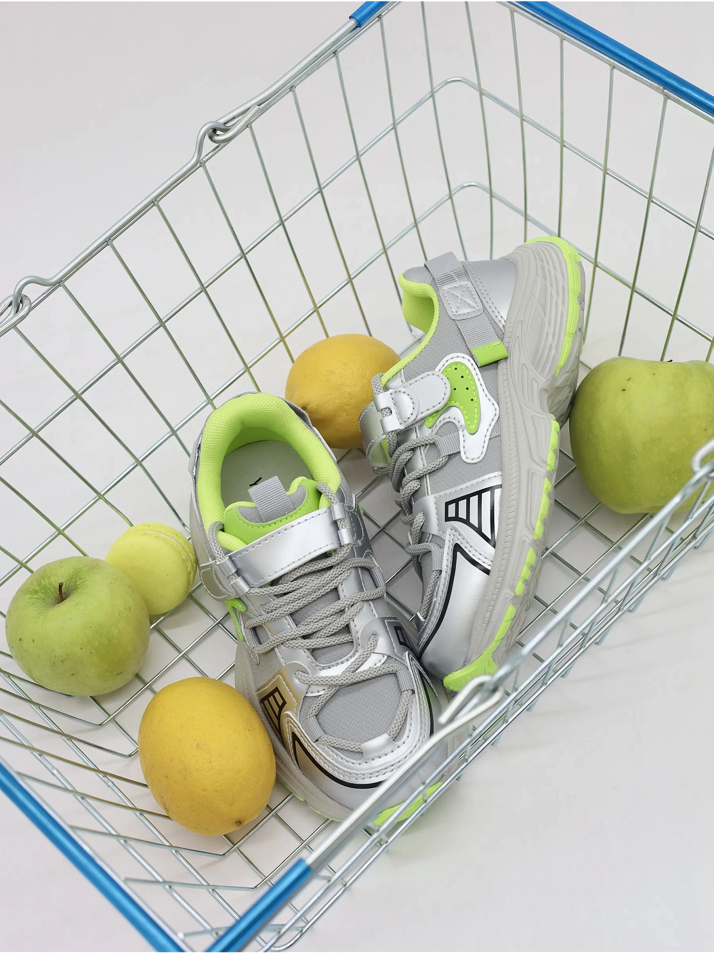 Демисезонные кроссовки детские на платформе