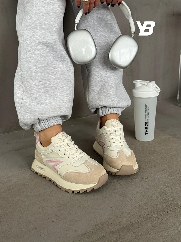 Кроссовки женские кожа