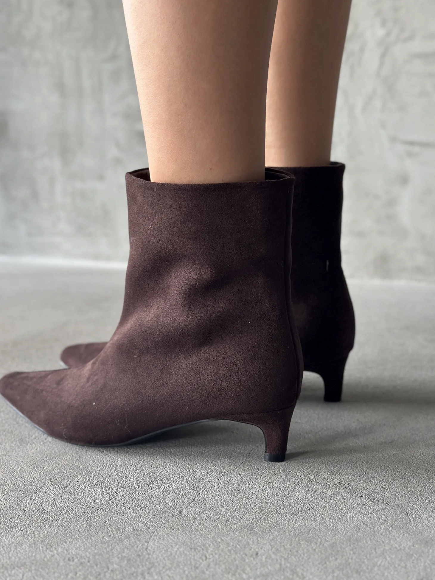 Ботильоны на низком каблуке демисезонные