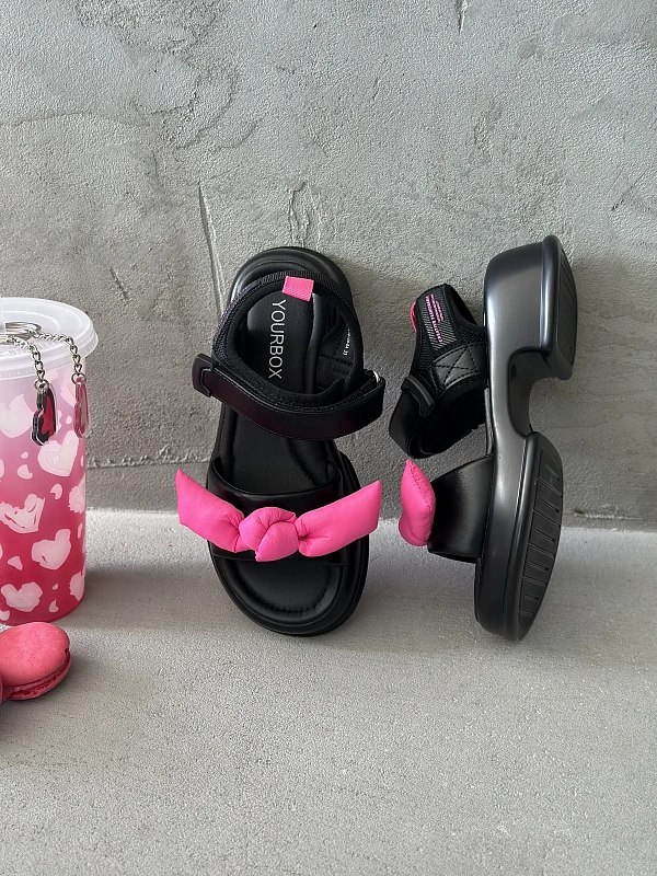 Летние босоножки на толстой подошве