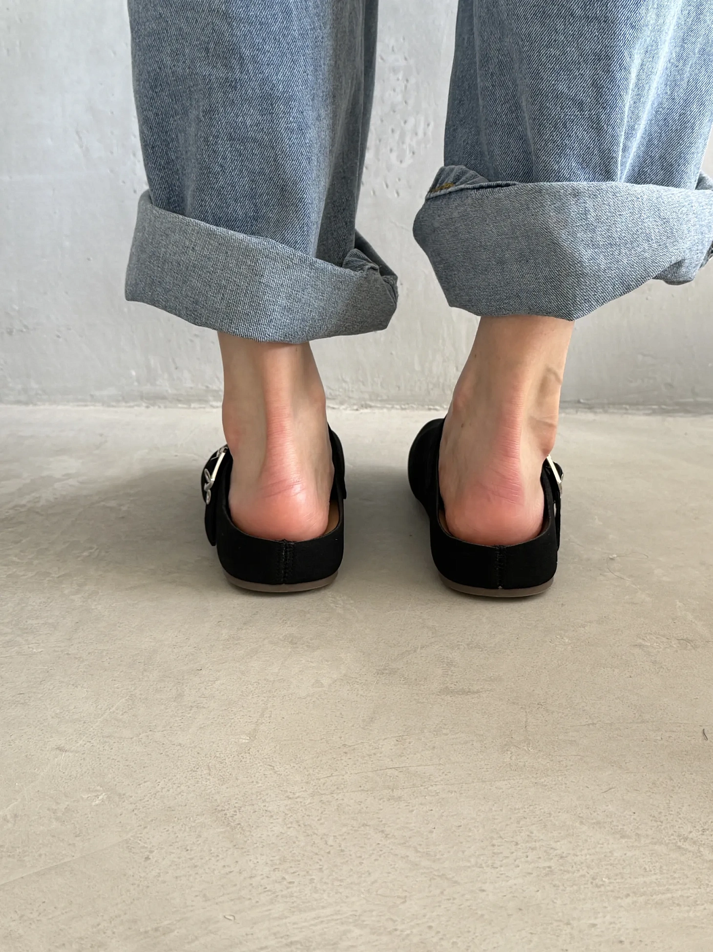 Летние сабо женские с закрытым носом