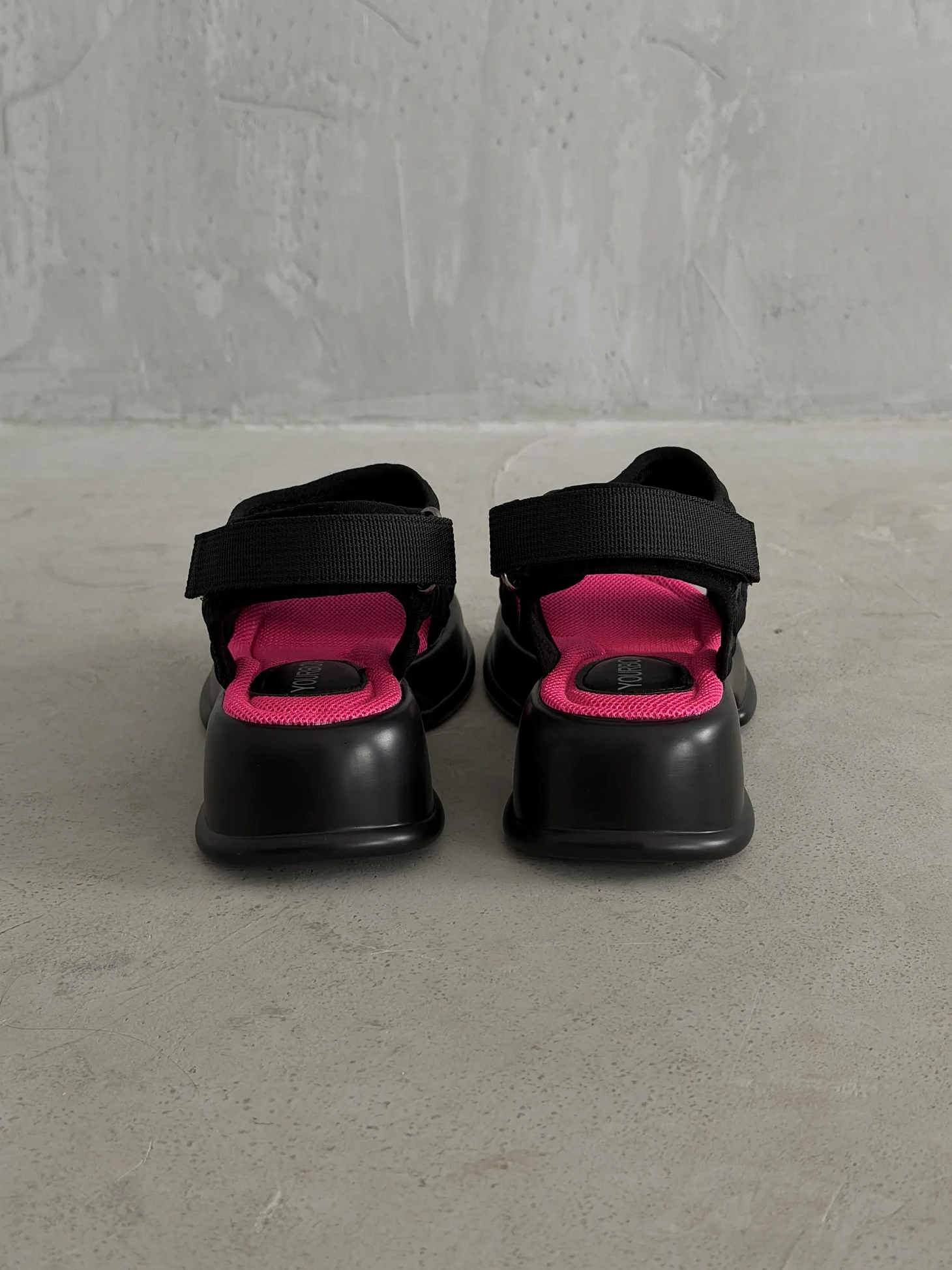 Летние босоножки на платформе