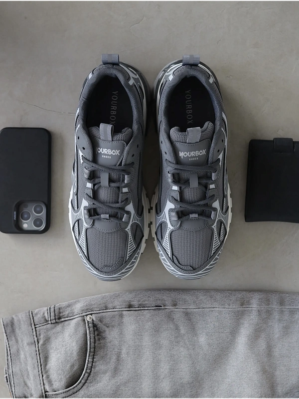 Демисезонные кроссовки мужские спортивные